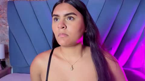 Snapshot of amarahanks_ chatting on 11-05-25, 11:32 amarahanks_ online show from 11-05-25, 11:32