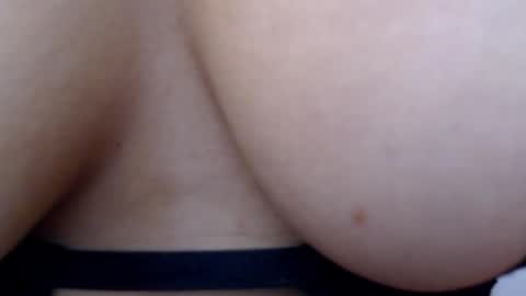 Snapshot of amaranta_f00x chatting on 02-13-26, 01:07 Amaranta online show from 02-13-26, 01:07