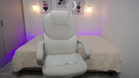 Snapshot of amarantha_ross chatting on 01-30-25, 05:06 Amarantha online show from 01-30-25, 05:06