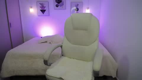 Snapshot of amarantha_ross chatting on 10-04-25, 01:53 Amarantha online show from 10-04-25, 01:53