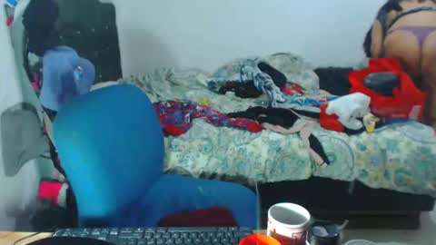 Amara Julia online show from 09-26-25, 04:38