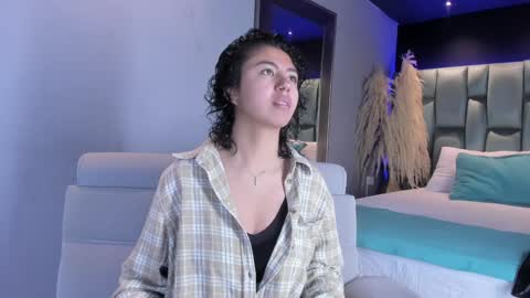 Emily online show from 02-06-25, 11:10