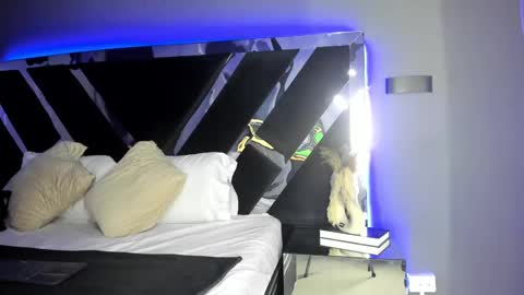 Emily online show from 03-12-25, 11:09