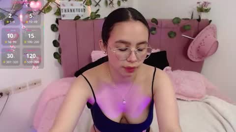 Criss online show from 12-01-25, 01:43