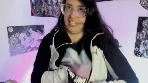 Snapshot of amaryllis_vizcaya chatting on 12-01-25, 10:15 Katt online show from 12-01-25, 10:15