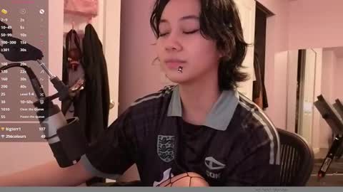 leash online show from 02-28-26, 03:18