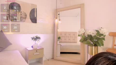 Snapshot of amatiista_12 chatting on 01-16-25, 08:03 A M A T I S T A online show from 01-16-25, 08:03