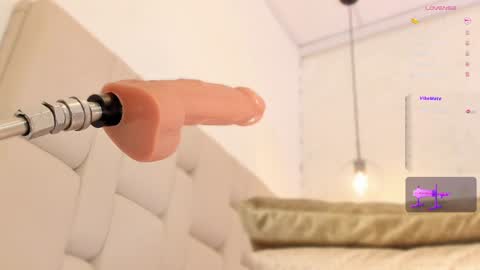 Snapshot of amatiista_12 chatting on 02-05-25, 11:28 A M A T I S T A online show from 02-05-25, 11:28