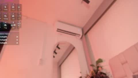 Snapshot of amatiista_12 chatting on 04-23-26, 12:29 A M A T I S T A online show from 04-23-26, 12:29
