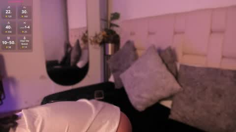Snapshot of amatiista_12 chatting on 04-30-26, 12:22 A M A T I S T A online show from 04-30-26, 12:22