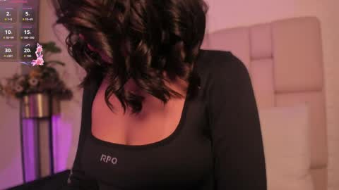 Snapshot of amatiista_12 chatting on 05-15-26, 12:34 A M A T I S T A online show from 05-15-26, 12:34