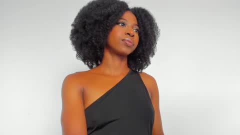 Snapshot of amatiistur chatting on 01-15-25, 07:12 Tammy online show from 01-15-25, 07:12