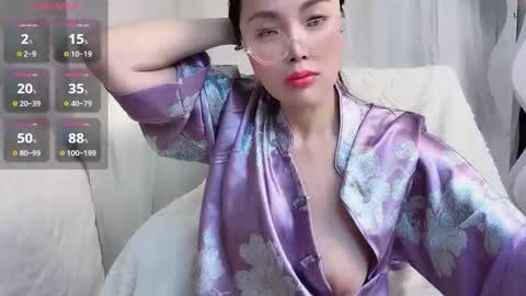 yooo online show from 11-04-25, 02:54