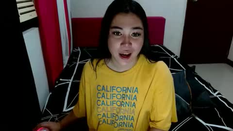 AmayaIsabella online show from 10-05-25, 12:25