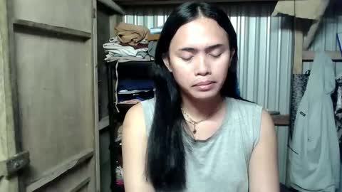 Snapshot of amazing_yella69 chatting on 06-05-26, 12:17 YELLA online show from 06-05-26, 12:17