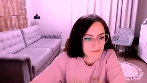 Izza online show from 12-17-25, 11:49