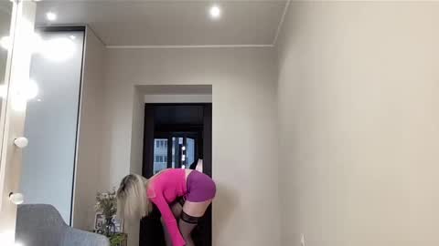 Kelly online show from 01-16-25, 09:37