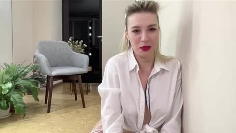 Kelly online show from 01-24-25, 01:14