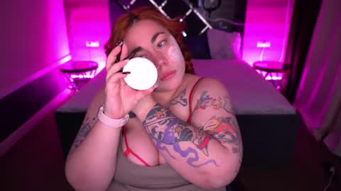 Ellie online show from 10-14-25, 09:04