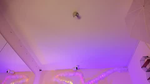 ambar_gh1 online show from 04-14-26, 08:04