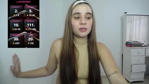 Snapshot of ambar_lynn chatting on 10-18-25, 05:57 mbar online show from 10-18-25, 05:57