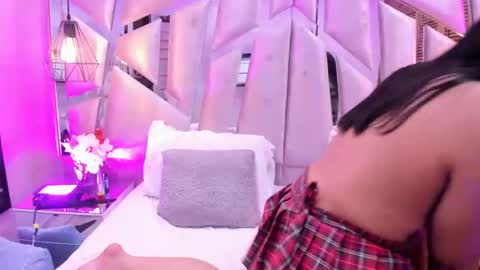 AmbarAndConnie online show from 01-30-25, 06:46