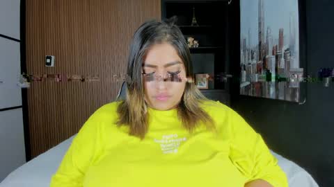 Snapshot of ambarbrown_ chatting on 04-26-26, 09:12 Ambar online show from 04-26-26, 09:12