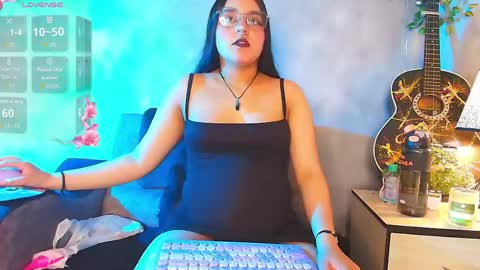 Snapshot of ambardevon_x chatting on 05-01-26, 08:24 ambardevon_x online show from 05-01-26, 08:24