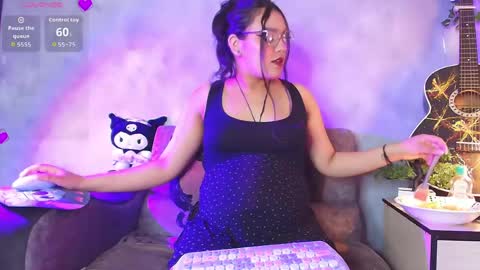 Snapshot of ambardevon_x chatting on 05-20-26, 08:26 ambardevon_x online show from 05-20-26, 08:26