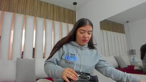 AmbarGills online show from 12-22-25, 12:57