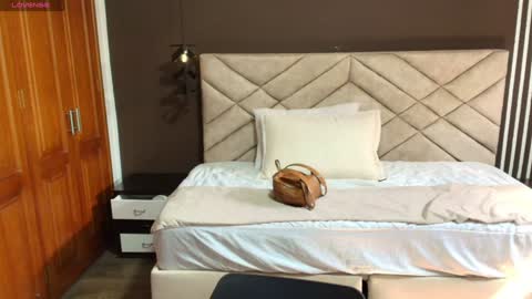 Ambar Ross online show from 01-07-25, 07:17