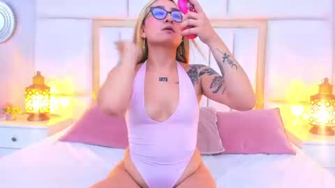 Snapshot of ambarsantany chatting on 07-17-26, 10:14 AmbarSantany online show from 07-17-26, 10:14