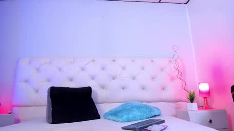  Amber  online show from 09-09-25, 08:08