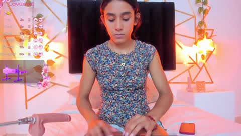 Snapshot of ambeer_rousess chatting on 01-10-25, 08:37 Amber online show from 01-10-25, 08:37