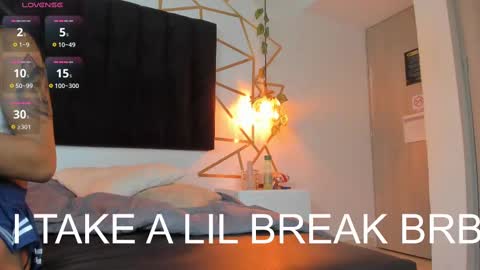 Snapshot of ambeer_rousess chatting on 02-22-25, 03:23 Amber online show from 02-22-25, 03:23