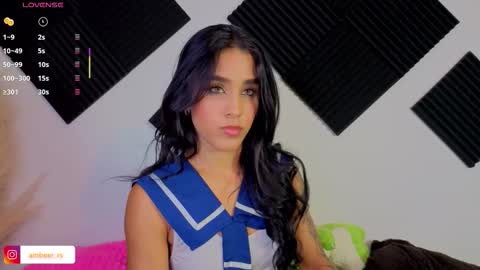 Snapshot of ambeer_rousess chatting on 09-13-25, 11:37 Amber online show from 09-13-25, 11:37