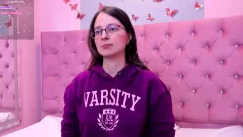 .  Amber Wood  . online show from 09-27-25, 11:59