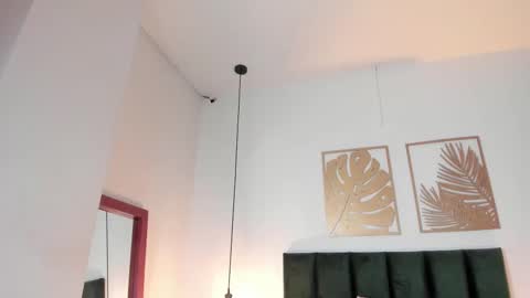 Amber Davis online show from 02-14-25, 05:46