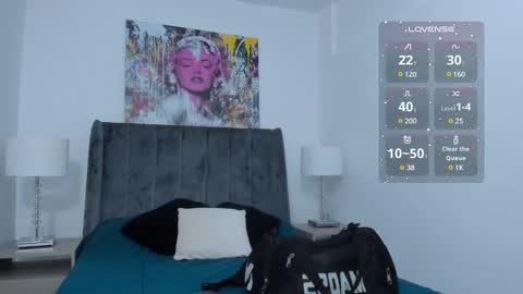 Snapshot of amber_adams_ chatting on 12-08-24, 01:58 Amber online show from 12-08-24, 01:58