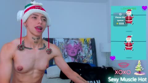 Snapshot of amber_adams_ chatting on 12-24-24, 05:05 Amber online show from 12-24-24, 05:05