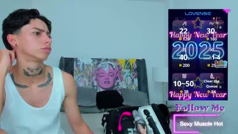 Snapshot of amber_adams_ chatting on 01-08-25, 07:24 Amber online show from 01-08-25, 07:24