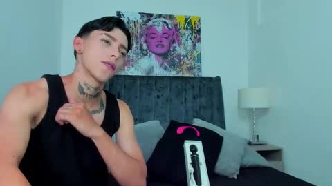 Snapshot of amber_adams_ chatting on 01-30-25, 01:53 Amber online show from 01-30-25, 01:53