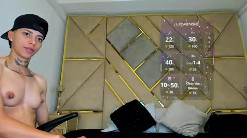 Snapshot of amber_adams_ chatting on 10-02-25, 02:02 Amber online show from 10-02-25, 02:02