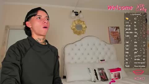 Snapshot of amber_adams_ chatting on 02-05-26, 04:22 Amber online show from 02-05-26, 04:22