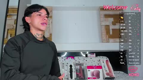 Snapshot of amber_adams_ chatting on 02-16-26, 03:52 Amber online show from 02-16-26, 03:52