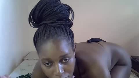 amber_cutie2 online show from 09-23-25, 07:33