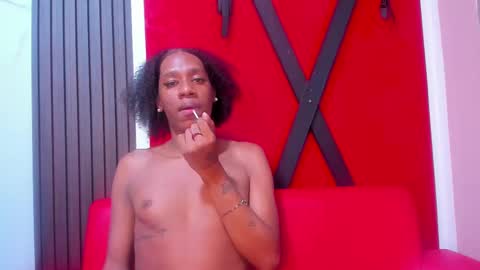 Snapshot of amber_diior chatting on 12-30-24, 12:00 Amber online show from 12-30-24, 12:00