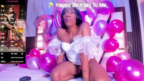 Snapshot of amber_diior chatting on 11-14-25, 02:43 Amber online show from 11-14-25, 02:43