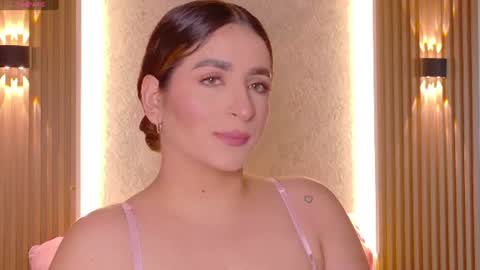 Snapshot of amber_gibsson2 chatting on 06-19-26, 12:20 Amber online show from 06-19-26, 12:20