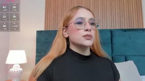 Snapshot of amber_kiss_ chatting on 06-16-26, 06:21 Emily online show from 06-16-26, 06:21
